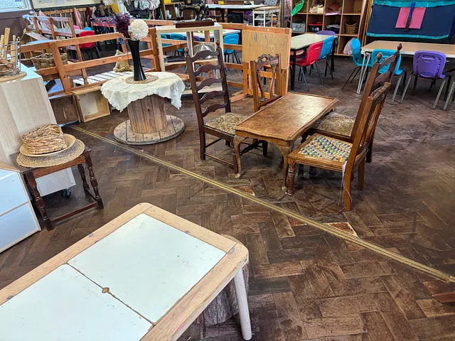 Sunflower room - Wimblebury