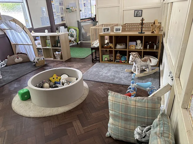 Buttercup room - Wimblebury