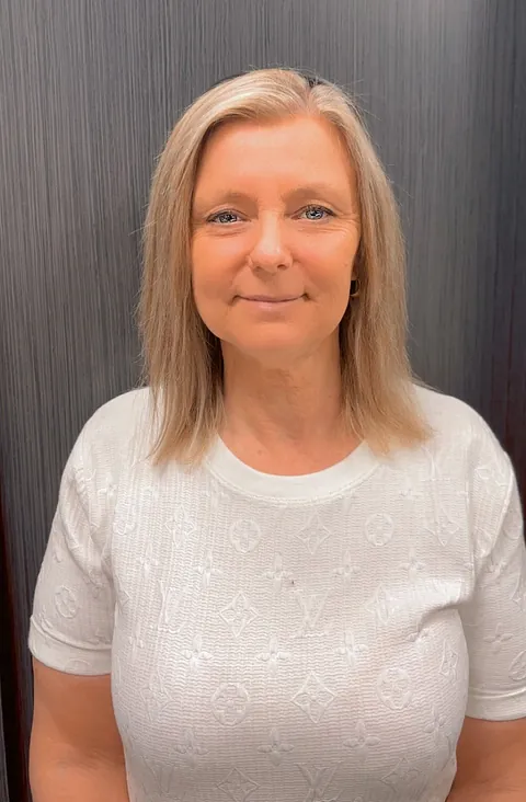 Julie Aston